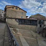 Escola *